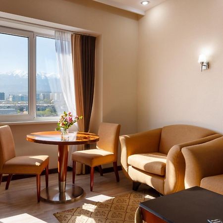 Regardal Hotel Алмати Екстер'єр фото