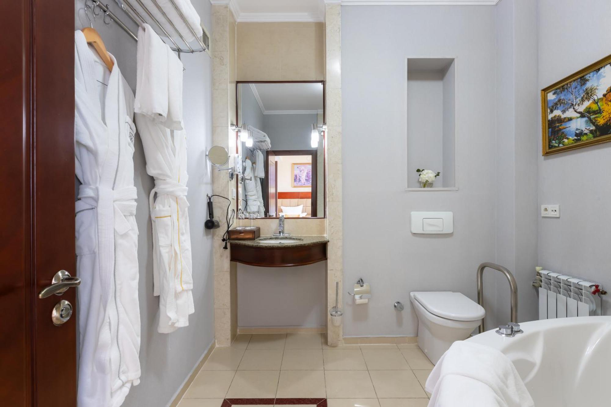Regardal Hotel Алмати Екстер'єр фото