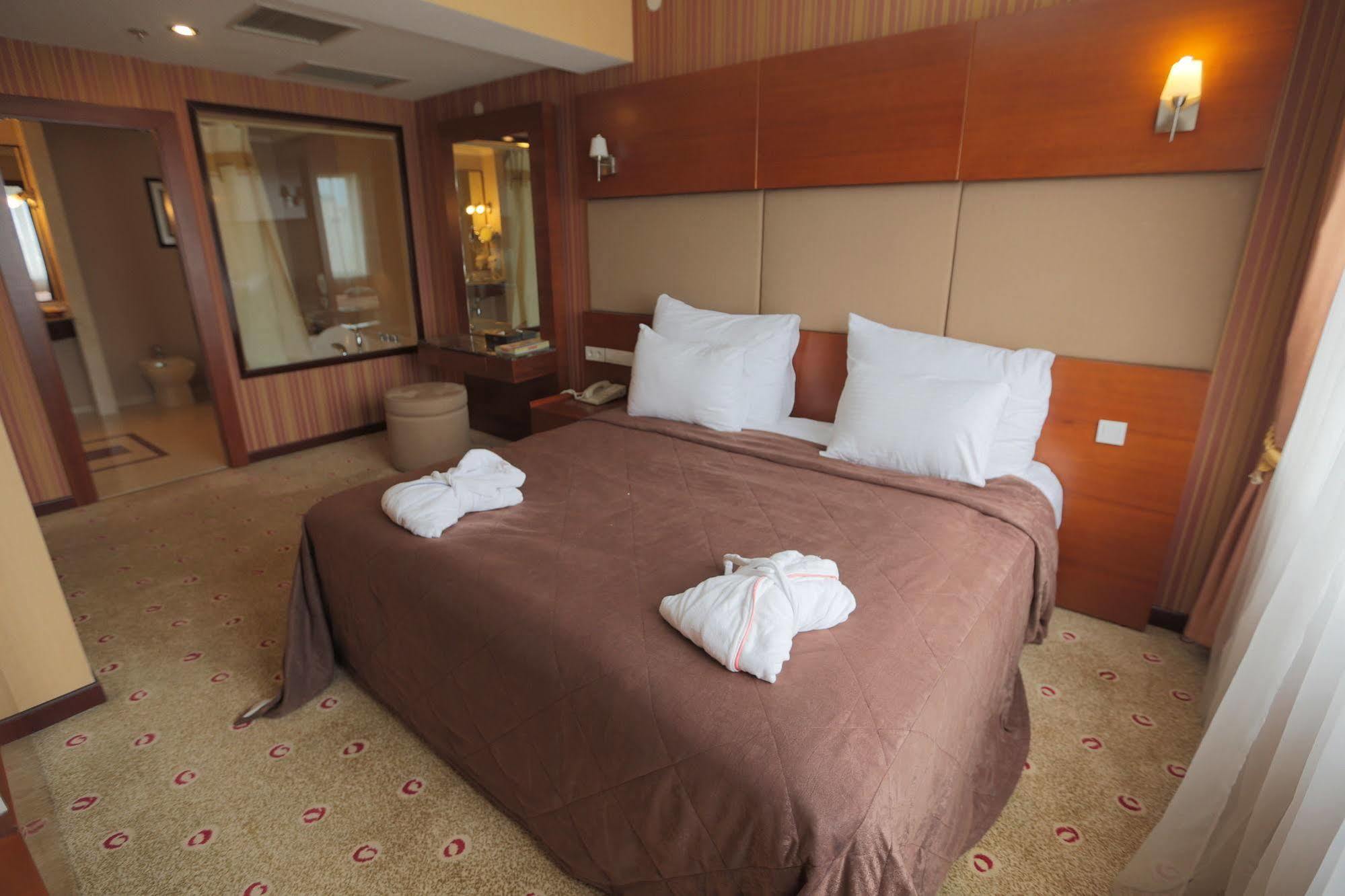 Regardal Hotel Алмати Екстер'єр фото